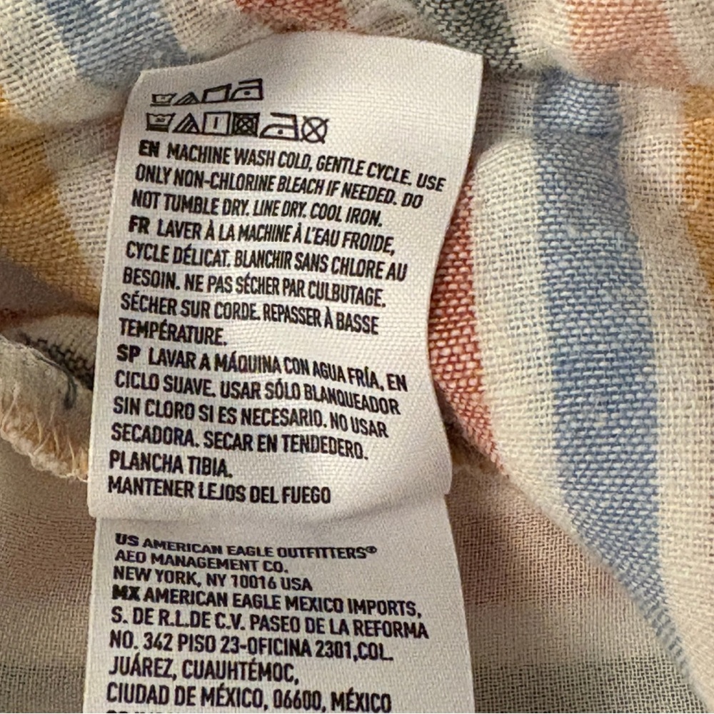 American Eagle Outfitters Mom High Waist Shorts - Picture 6 of 12